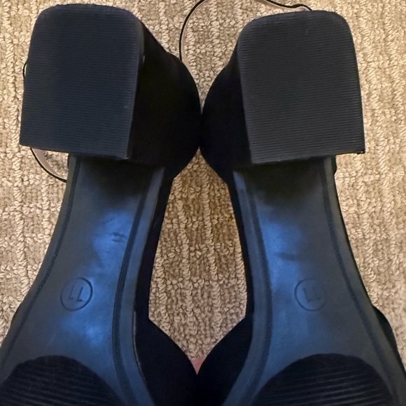 A New Day Women's Black Heels - Picture 6 of 6